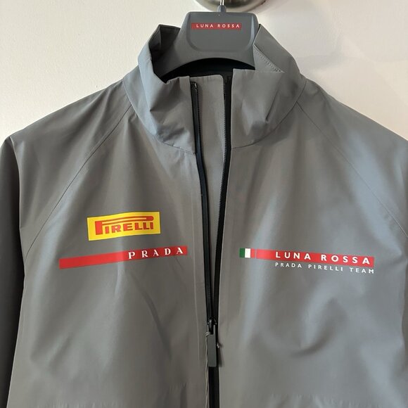 NWT PRADA LUNA Rossa Pirelli Jacket Windbreaker Coat Nylon Sz 44 - Picture 3 of 7